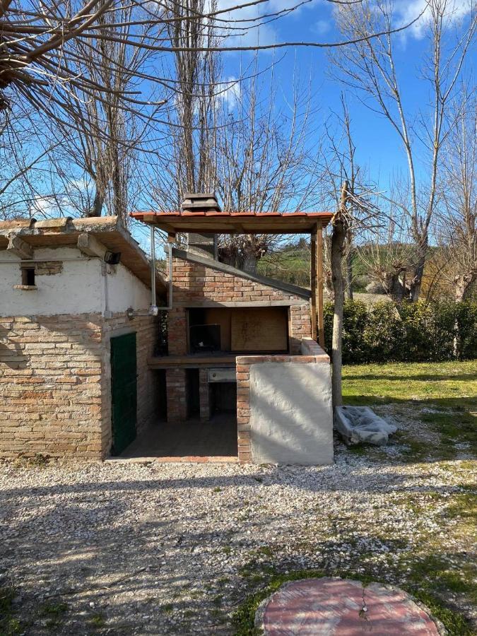 Casa Vacanze Raggio Di Sole Montegridolfo Luaran gambar