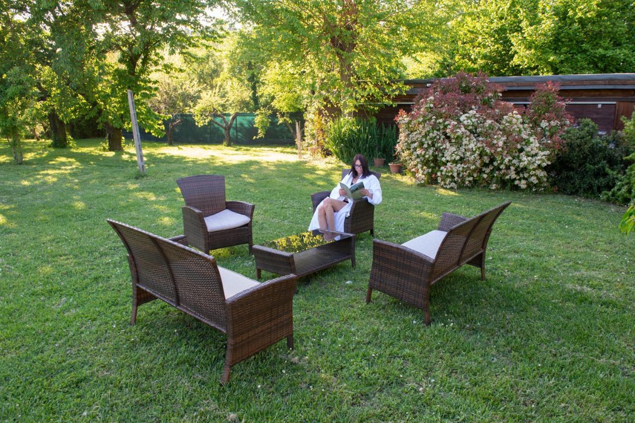 Casa Vacanze Raggio Di Sole Montegridolfo Luaran gambar